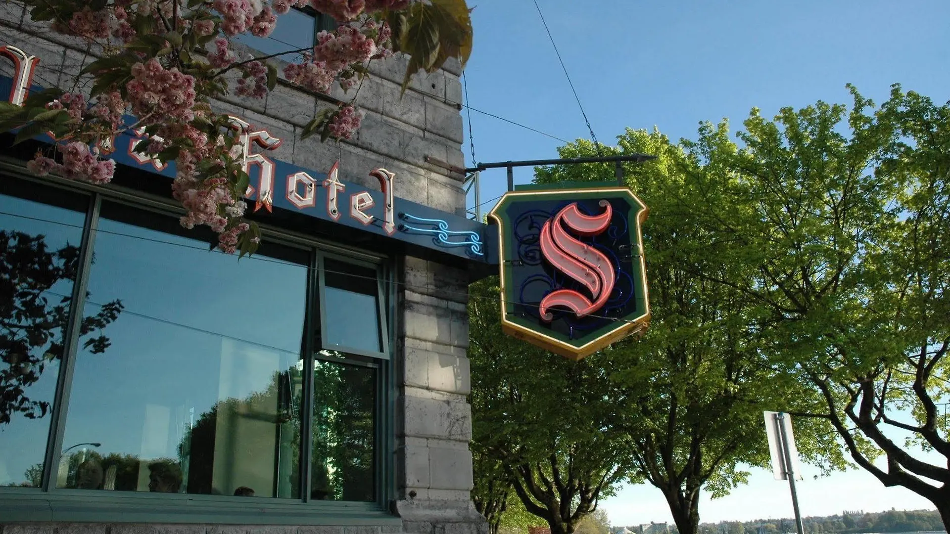 The Sylvia Hotel Vancouver