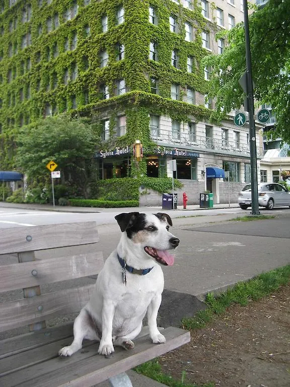 The Sylvia Hotel Vancouver